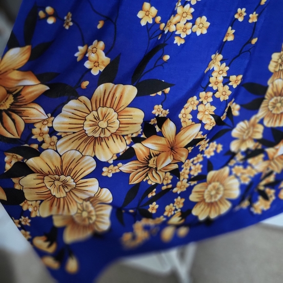 Royal blue tropical print dress - Picture 3 of 3